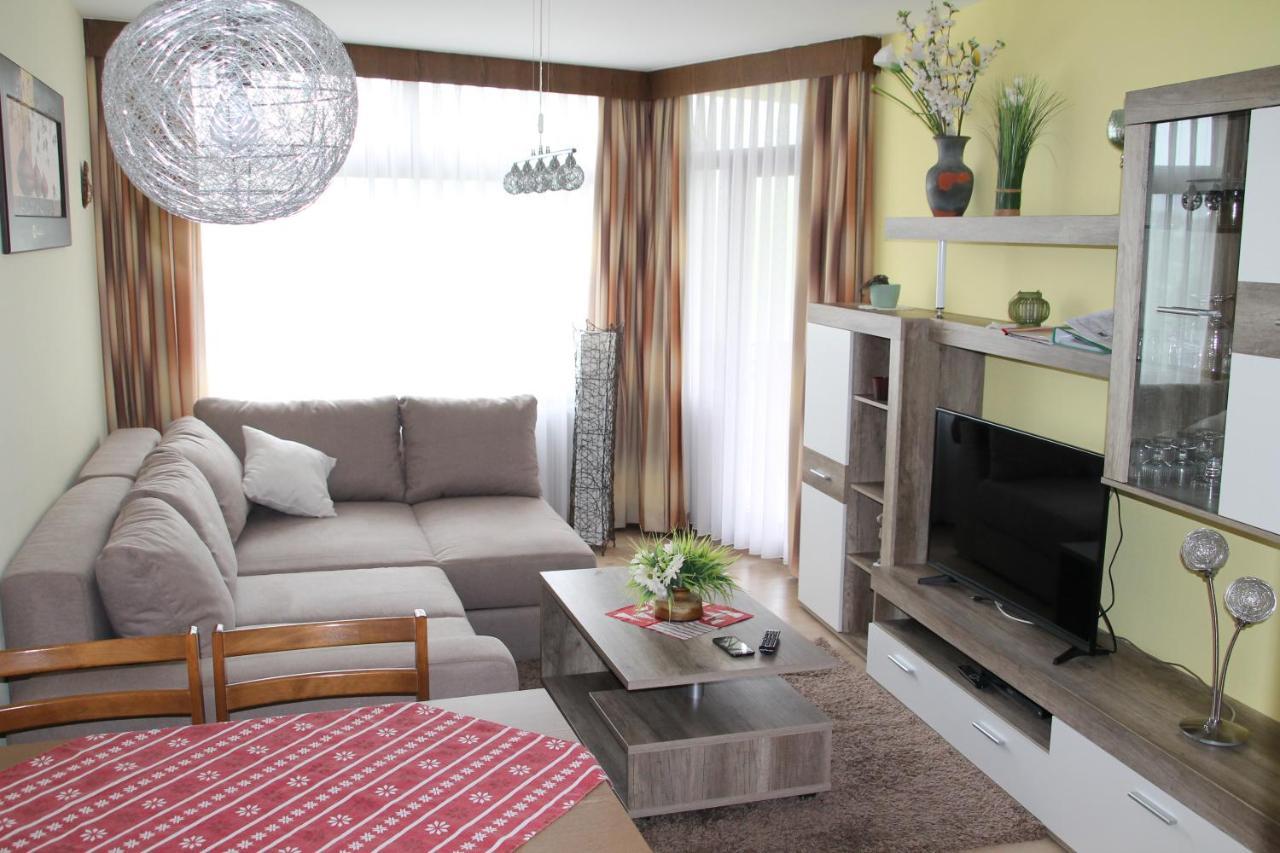 Apartment שלוכזי מראה חיצוני תמונה